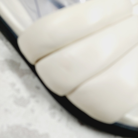 New Marc Fisher Yessy White Leather Slide Sandals F966 - Picture 5 of 12